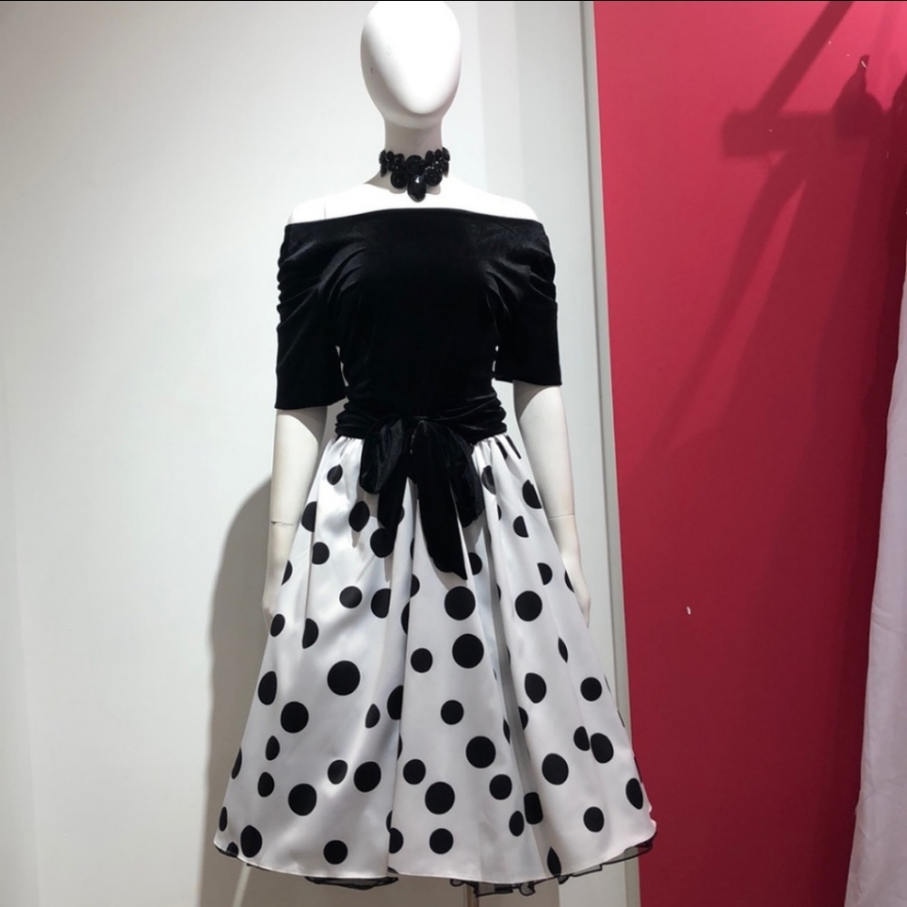 HP❣️ Polka Dot Dress Size S - Picture 5 of 8